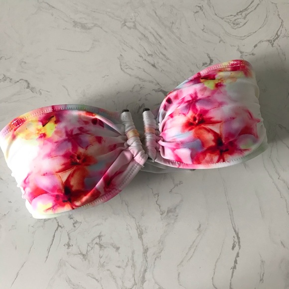 Abercrombie & Fitch Other - Garage Bikini Top